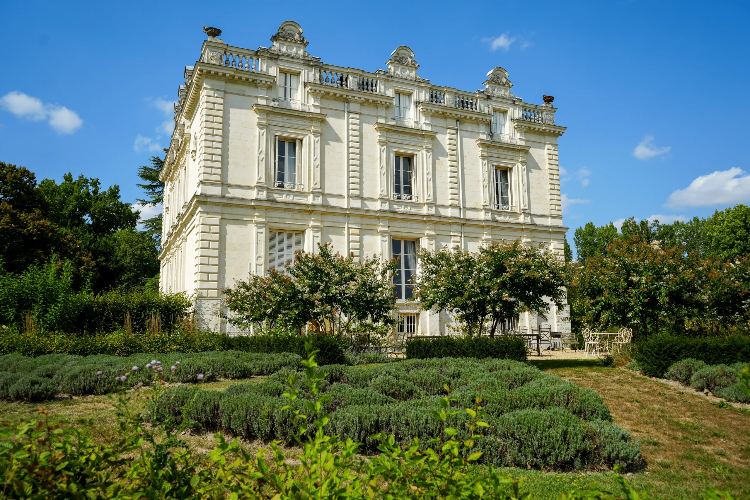 Château Du Loroux - The Château 3